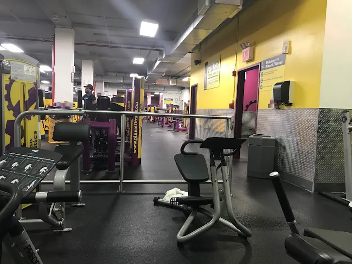 Planet Fitness Picture 2