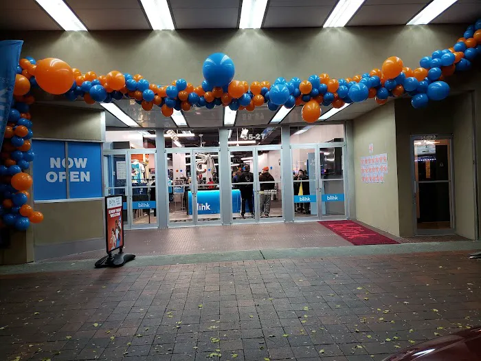Blink Fitness Ridgewood Picture 5