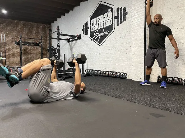 FUERZA TRAINING SYSTEMS Picture 10
