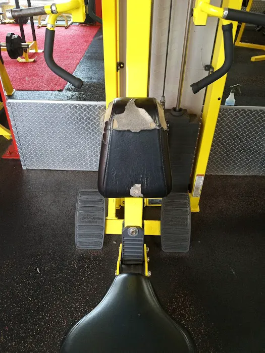 Retro Fitness Picture 1
