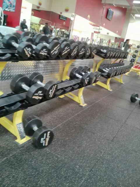 Retro Fitness Picture 6