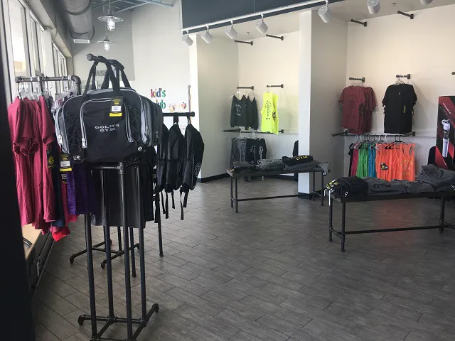 Gold's Gym Picture 2