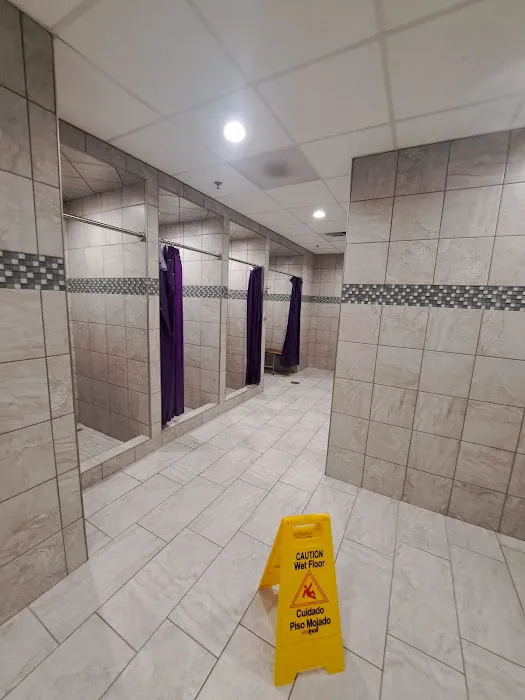 Planet Fitness Picture 6
