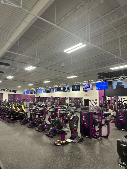 Planet Fitness Picture 1