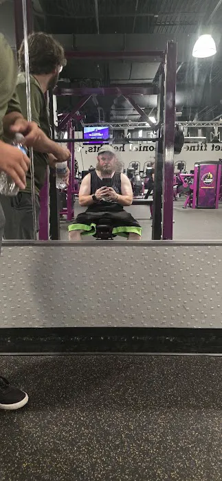 Planet Fitness Picture 7