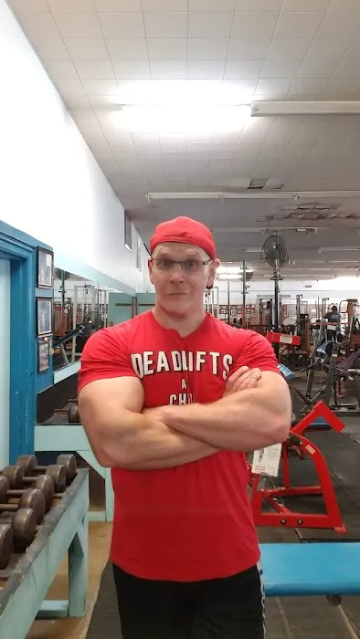 Walker's Gym Picture 6