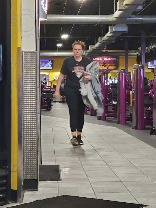 Planet Fitness Picture 6