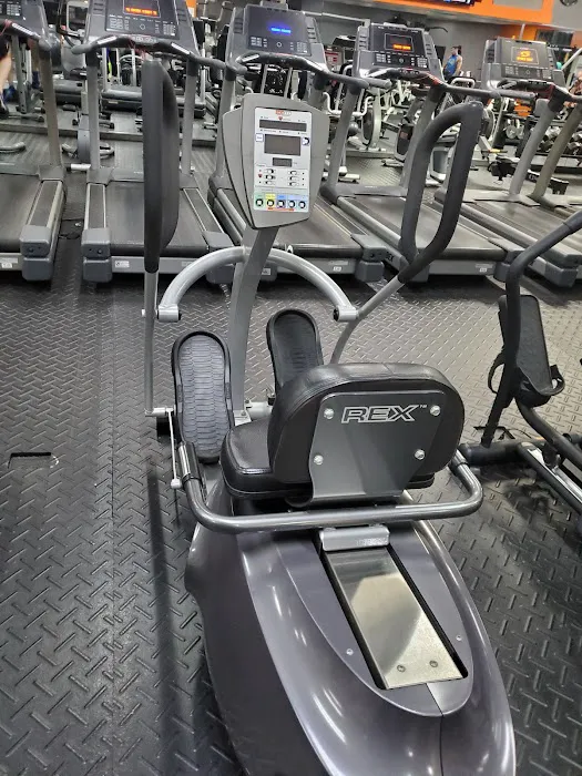 Reform Fitness and Aquatic Center Picture 2