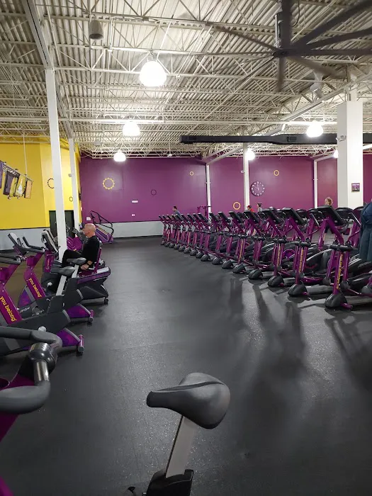 Planet Fitness Picture 8