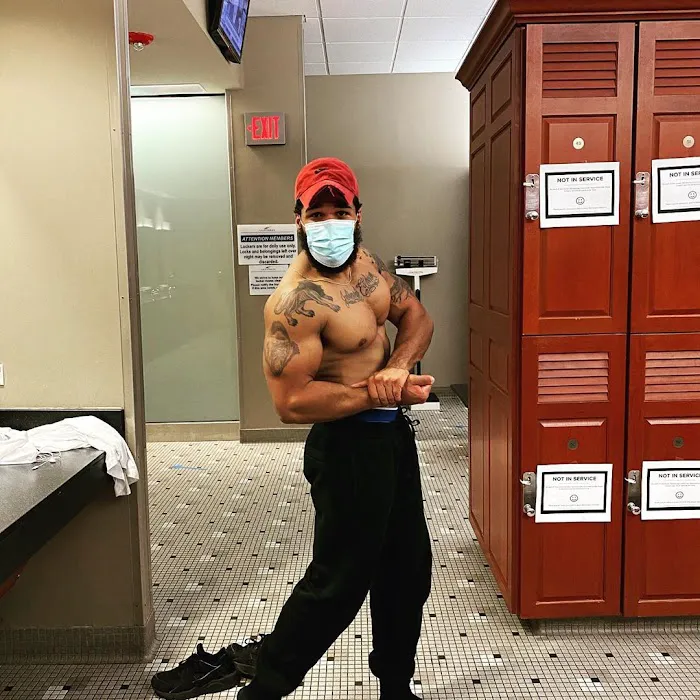 LA Fitness Picture 10