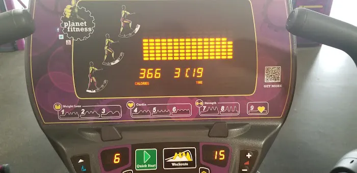 Planet Fitness Picture 2