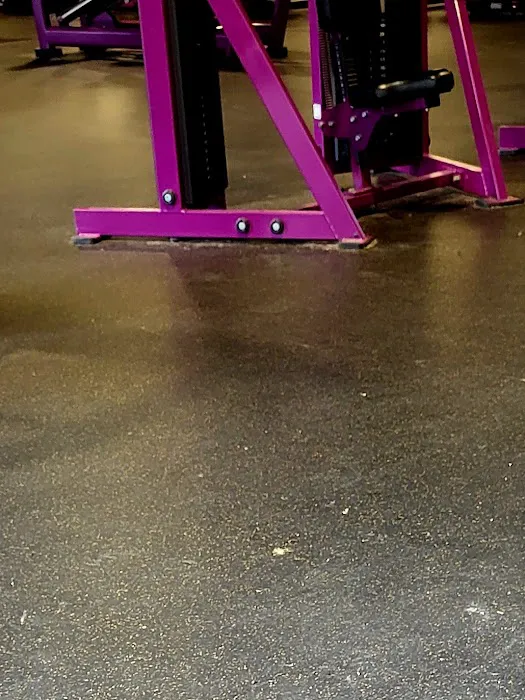Planet Fitness Picture 8
