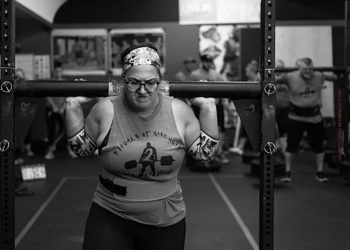 East Ave. Barbell Picture 2