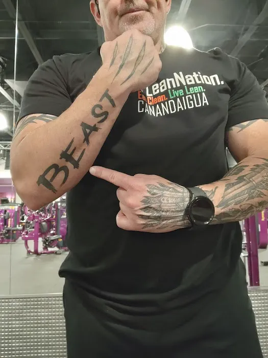 Planet Fitness Picture 2