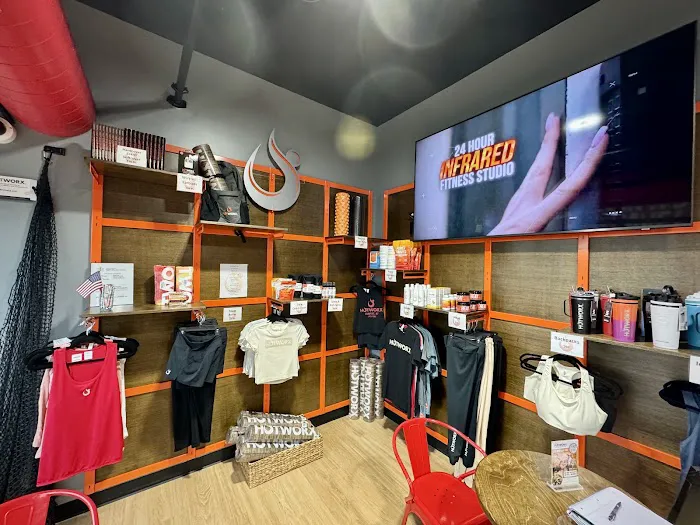 HOTWORX -Fairport, NY - Perinton Picture 4