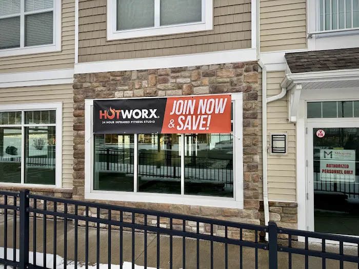 HOTWORX -Fairport, NY - Perinton Picture 1