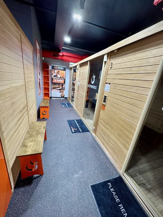 HOTWORX -Fairport, NY - Perinton Picture 9