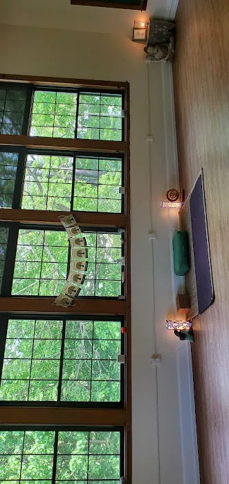 Willow Tree Yoga and Meditation Picture 1
