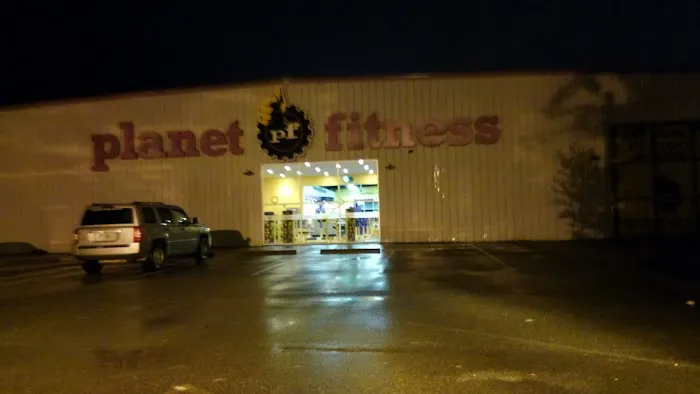 Planet Fitness Picture 7