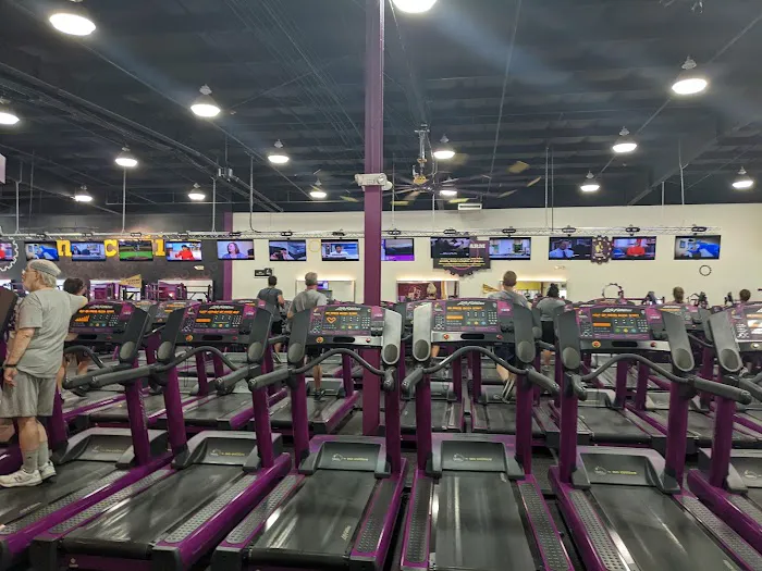 Planet Fitness Picture 3