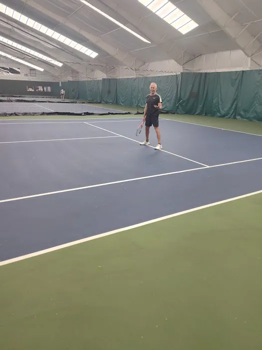 Gilford Hills Tennis & Fitness Picture 1