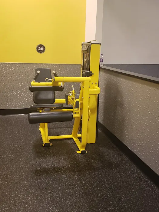 Planet Fitness Picture 10