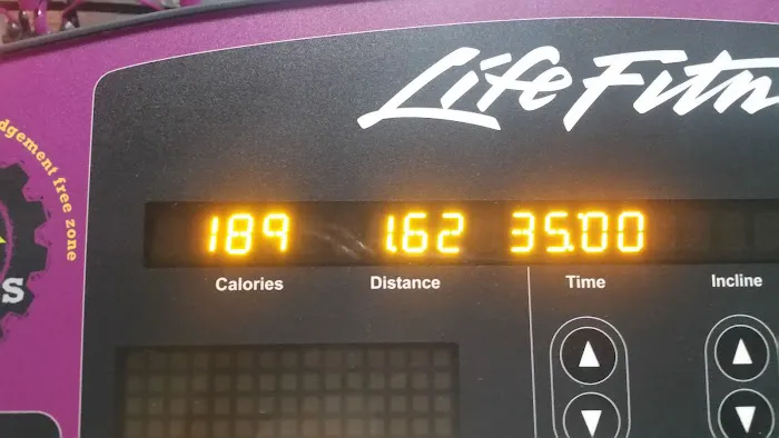 Planet Fitness Picture 10