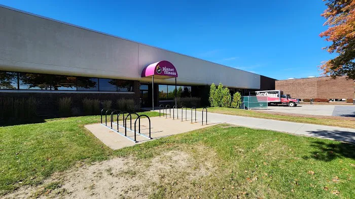 Planet Fitness Picture 2