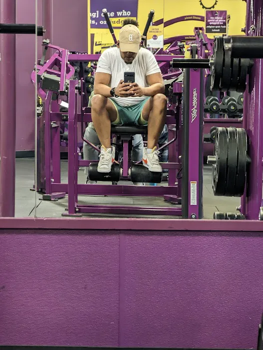 Planet Fitness Picture 10