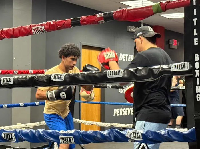 860 boxing gym Picture 5
