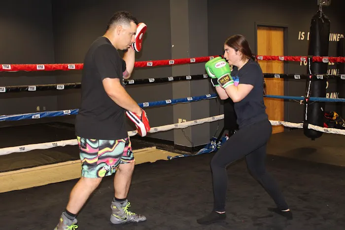 860 boxing gym Picture 7