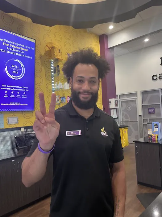 Planet Fitness Picture 7