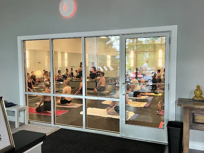 Om Glastonbury Wellness Center Picture 6