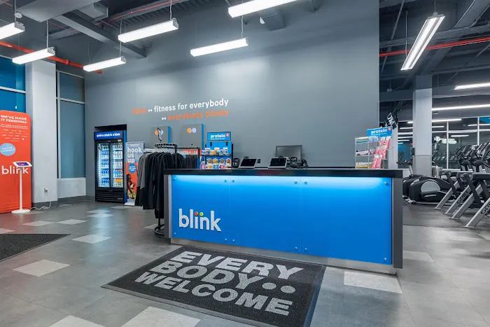 Blink Fitness East Tremont Picture 6