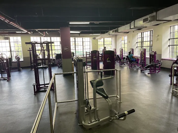 Planet Fitness Picture 2