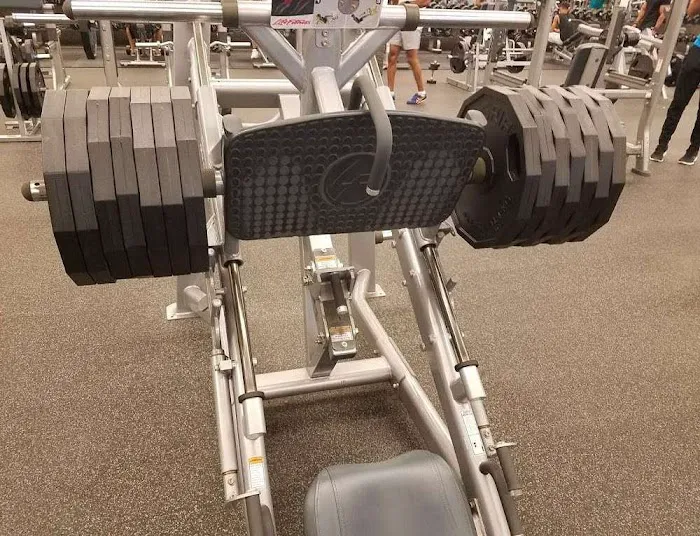 LA Fitness Picture 10