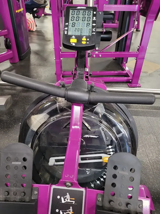 Planet Fitness Picture 9
