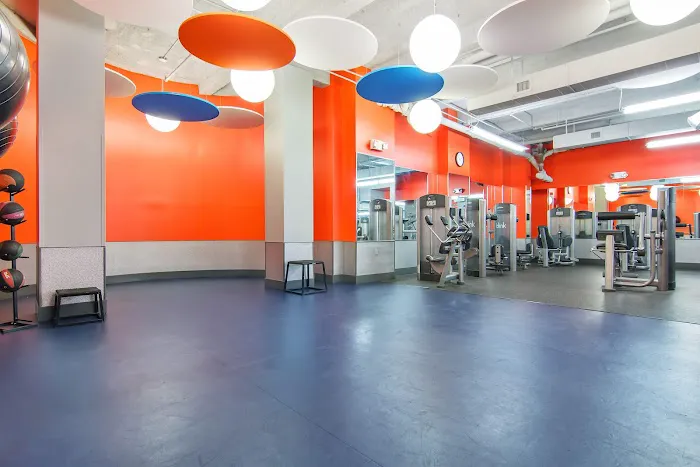 Blink Fitness Parkchester Picture 2