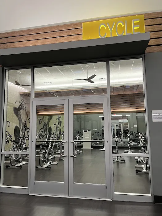 L.A. Fitness Picture 2
