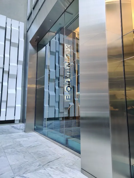 Equinox 53rd Street Picture 8