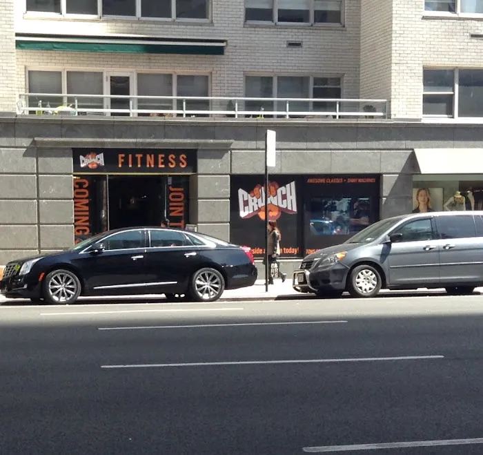 Crunch Fitness - 66th Street Picture 5