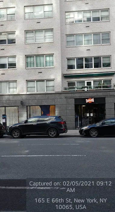 Crunch Fitness - 66th Street Picture 7