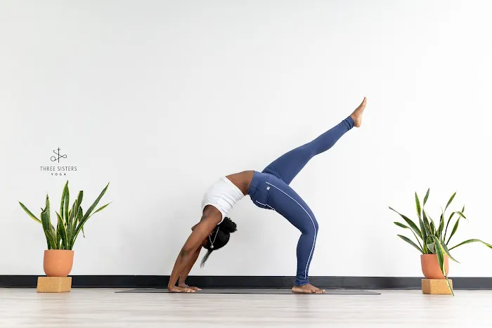Three Sisters Yoga Picture 6
