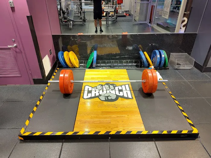 Crunch Fitness - 38th Street Picture 9