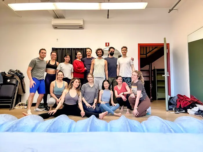 Acroyoga Learning Lab Picture 3