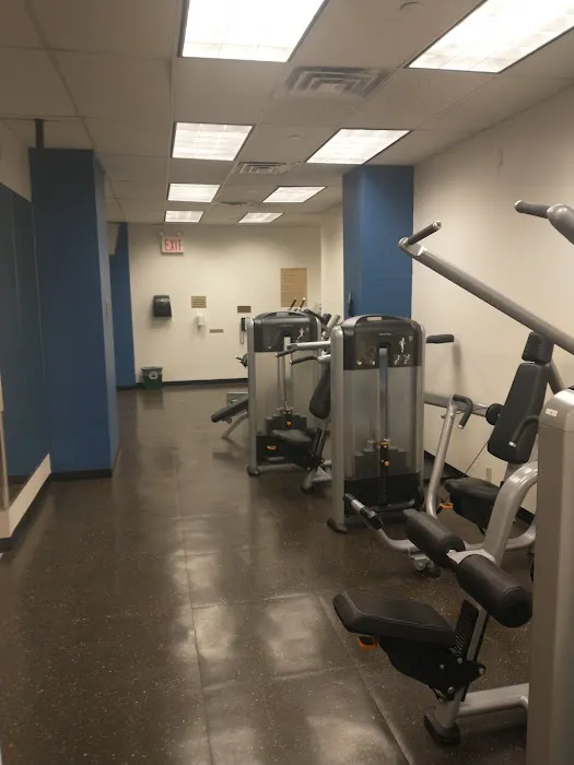 New Yorker Hotel - Gym Picture 2