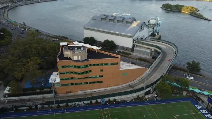 Asphalt Green - Upper East Side campus Picture 4