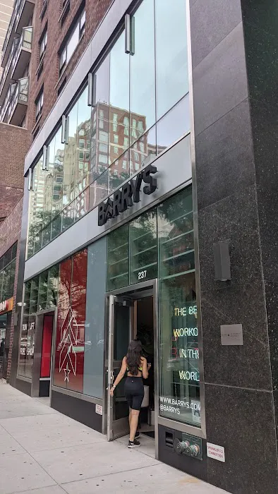 Barry's East 86th Picture 6