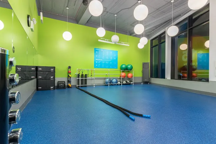 Blink Fitness In The Hub Picture 2