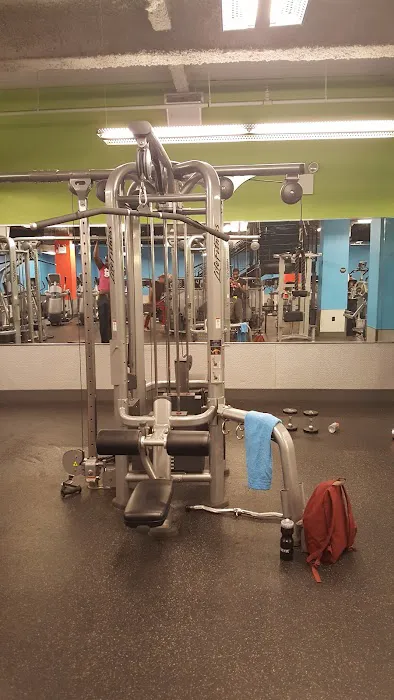 Blink Fitness Concourse Village Picture 2
